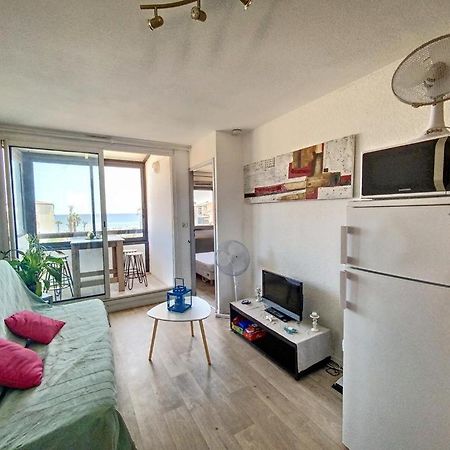 Appartement Le Barcares Avec Vue Sur Mer De Type T2 Location Arrivee A Partir De 15H Depart Maximum A 11H Location Du Samedi Au Samedi Juillet Et Aout المظهر الخارجي الصورة