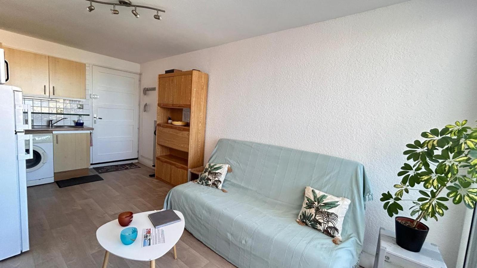 Appartement Le Barcares Avec Vue Sur Mer De Type T2 Location Arrivee A Partir De 15H Depart Maximum A 11H Location Du Samedi Au Samedi Juillet Et Aout المظهر الخارجي الصورة